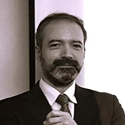 Luis J Sahuquillo